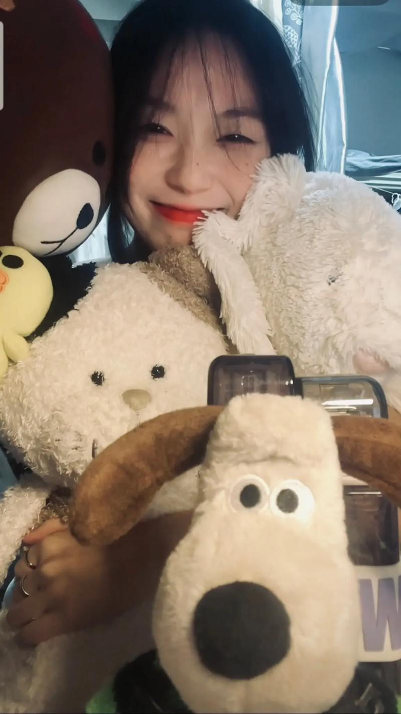 深扒宅男女神歪歪:你不知道的另一面