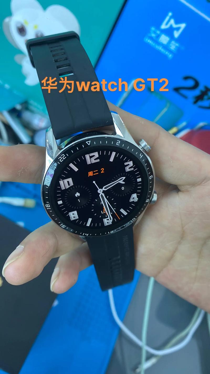 火爆全网的华为手表太空人表盘，你值得拥有