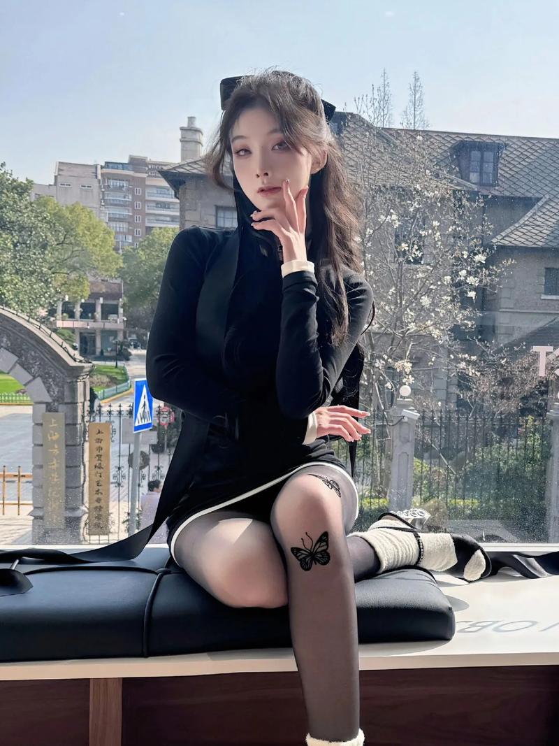 御姐玫瑰:你弟弟的最爱游戏,带你体验刺激的砍杀快感