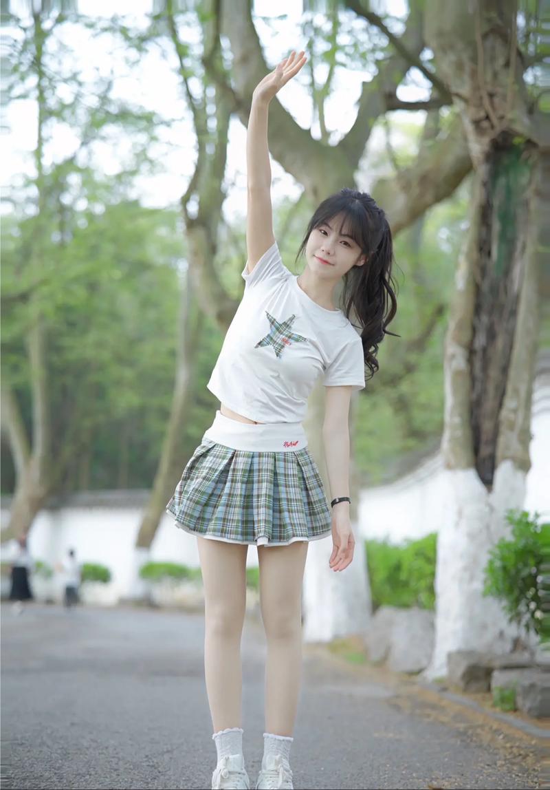 想下载邻家女孩0.2？这篇文章帮你搞定！