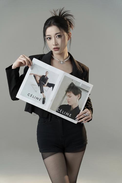 探索时尚新世界：杂志迷时尚杂志不容错过