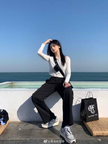 校花小冰下载地址推荐:安全可靠的游戏下载