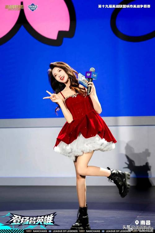 LPL赛场那些漂亮的女主持，你最喜欢哪一位？
