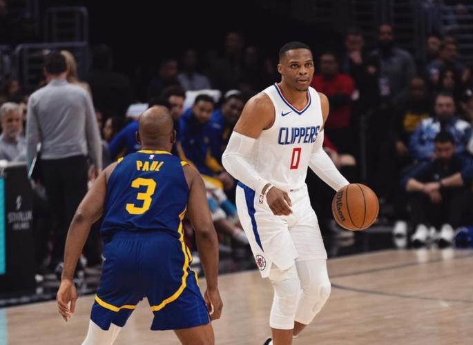 斯拉特福德最新版本下载：找到你想要的版本，轻松畅玩！