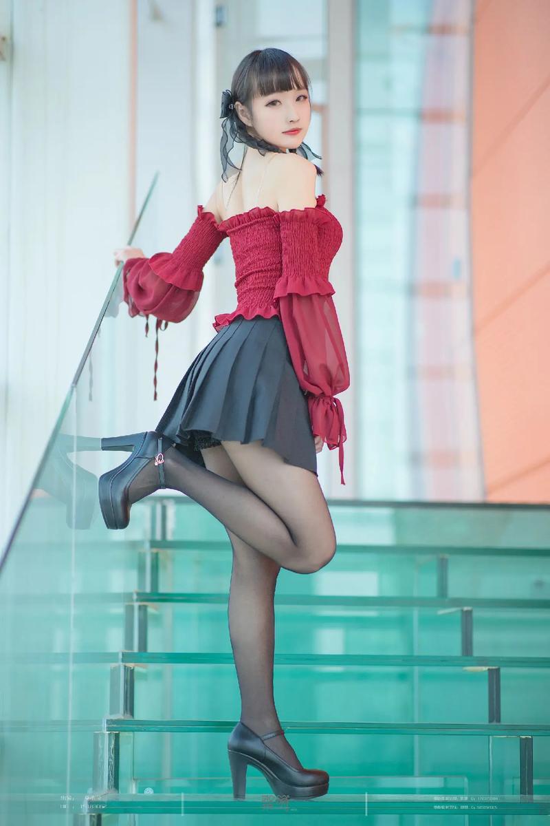 想看巫小萤最新视频？点击这里获取更新地址