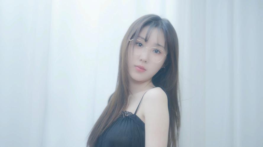 女神保卫战安卓版下载：华丽战斗，收集你的女神！