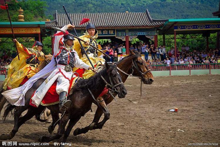 王朝演武场：带你穿越时空感受古代军营风采