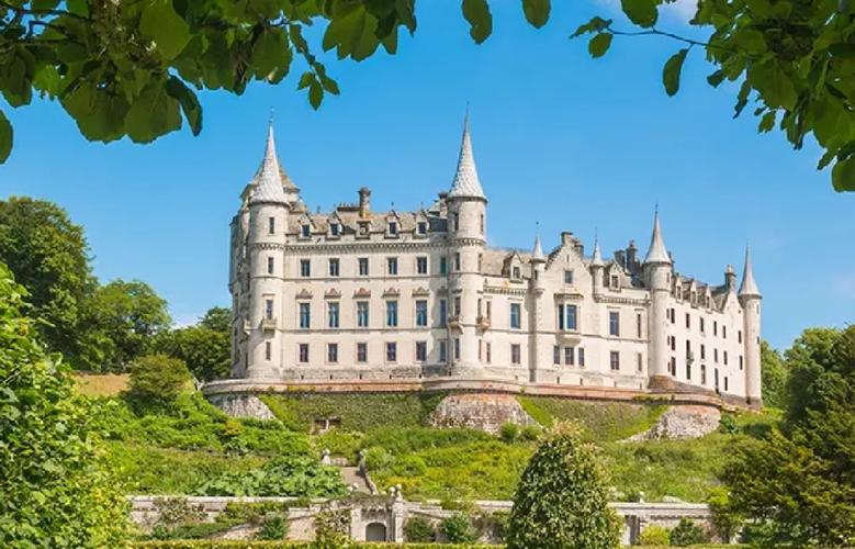 好玩的斯宾尼城堡绅士游戏：0.19版本深度体验