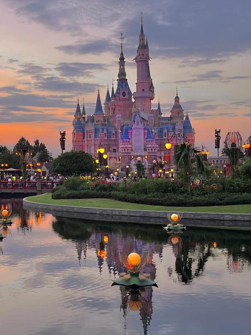 想玩斯宾尼城堡？这里有你想要的全部版本下载！