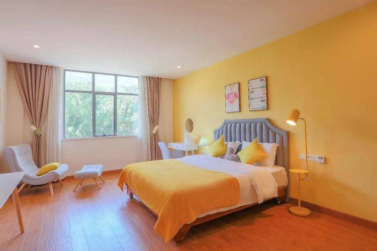 想玩亲密民宿？安卓汉化版带你体验