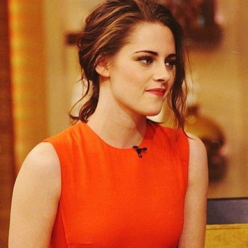 想玩火车王杨过？试试这款克里斯汀沃森游戏！