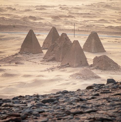 日不落帝国在哪下载?简单方法快速获取资源