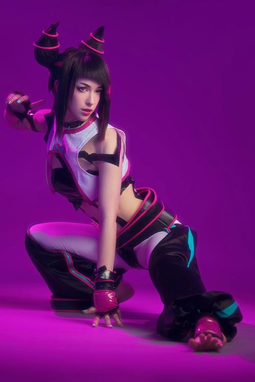 辣妹COS疯狂游戏下载攻略：新手玩家必看