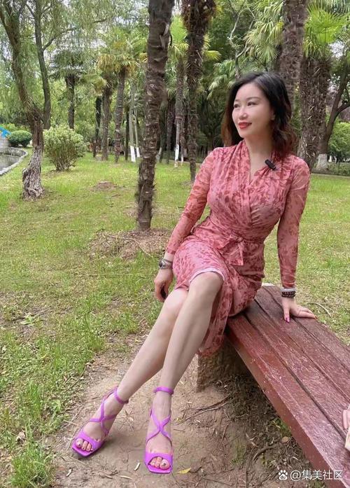 想看徐娘半老第一季？这里有所有版本！