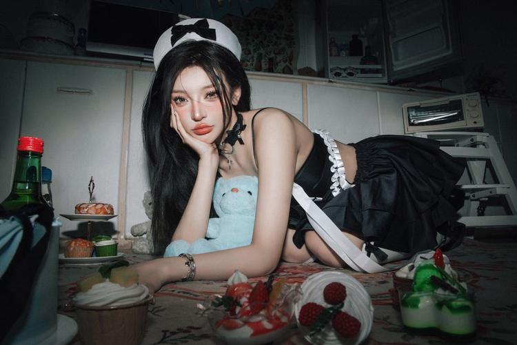 解锁辣妹秘密:帮助辣妹游戏介绍,超强代入感的游戏世界