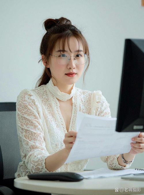 反差美女资源更新地址，福利满满等你来