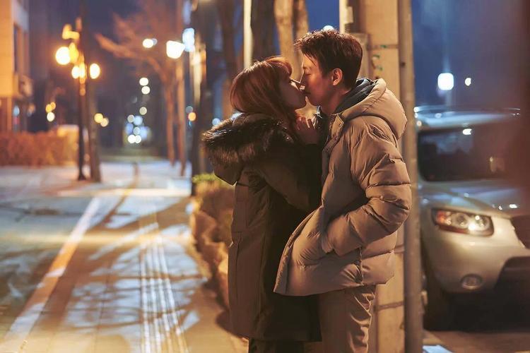 职场女友带回家杨过游戏：值得一玩吗？玩家评价