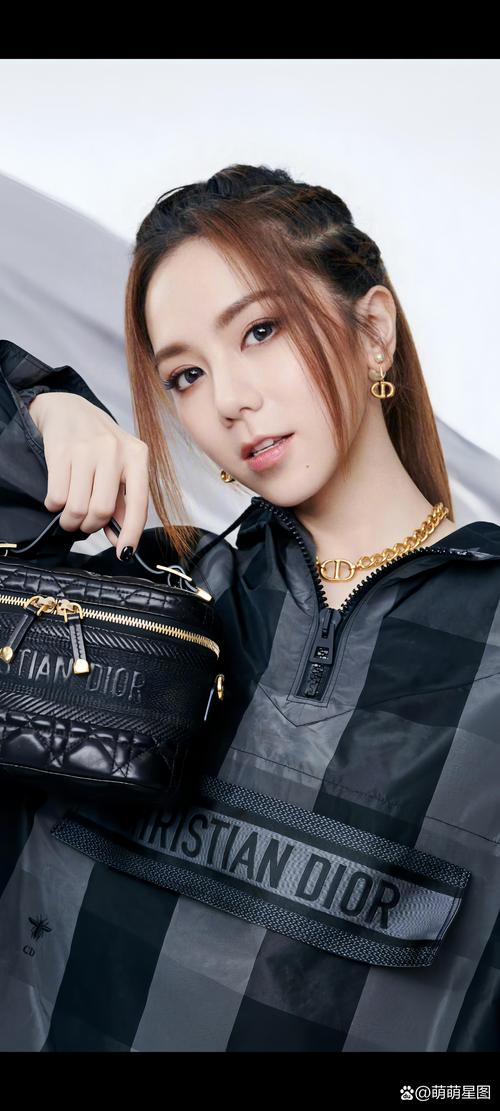 想知道邓紫棋最新版本？这里有你想要的答案