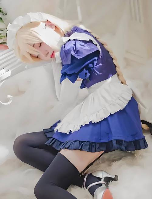 coser花絮游戏介绍：超甜美博主喵小吉的Cosplay幕后花絮
