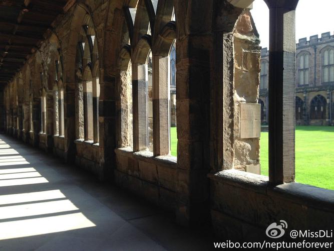 还在找奥克伍德魔法学校下载？这里有你需要的资源！