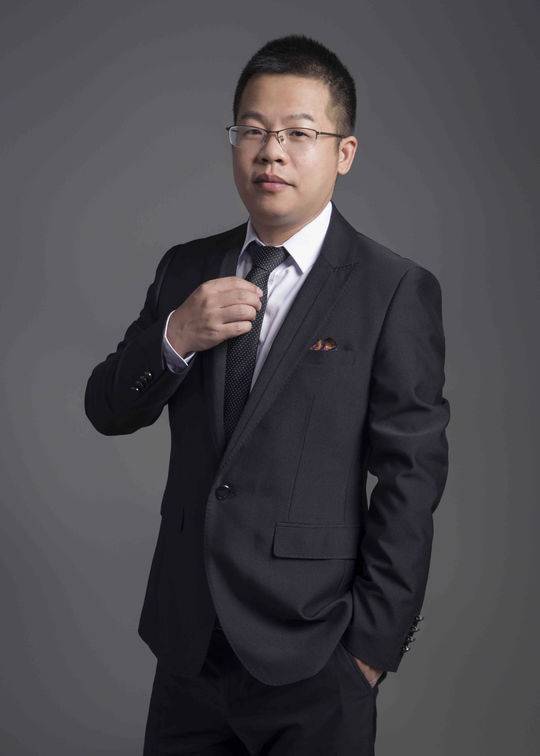 职场高升杨过游戏攻略：从基层员工到高管的进阶之路