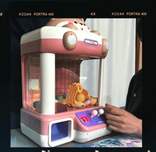 蜉蝣游戏玩法：沉浸式体验，感受动人音乐与感人故事