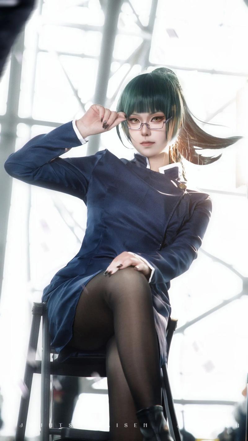 想教妻子cosplay？官方网站提供详细指导和素材