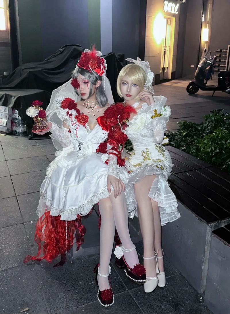 新婚妻子Cosplay生活官方网站:展现Cosplay夫妻的精彩瞬间