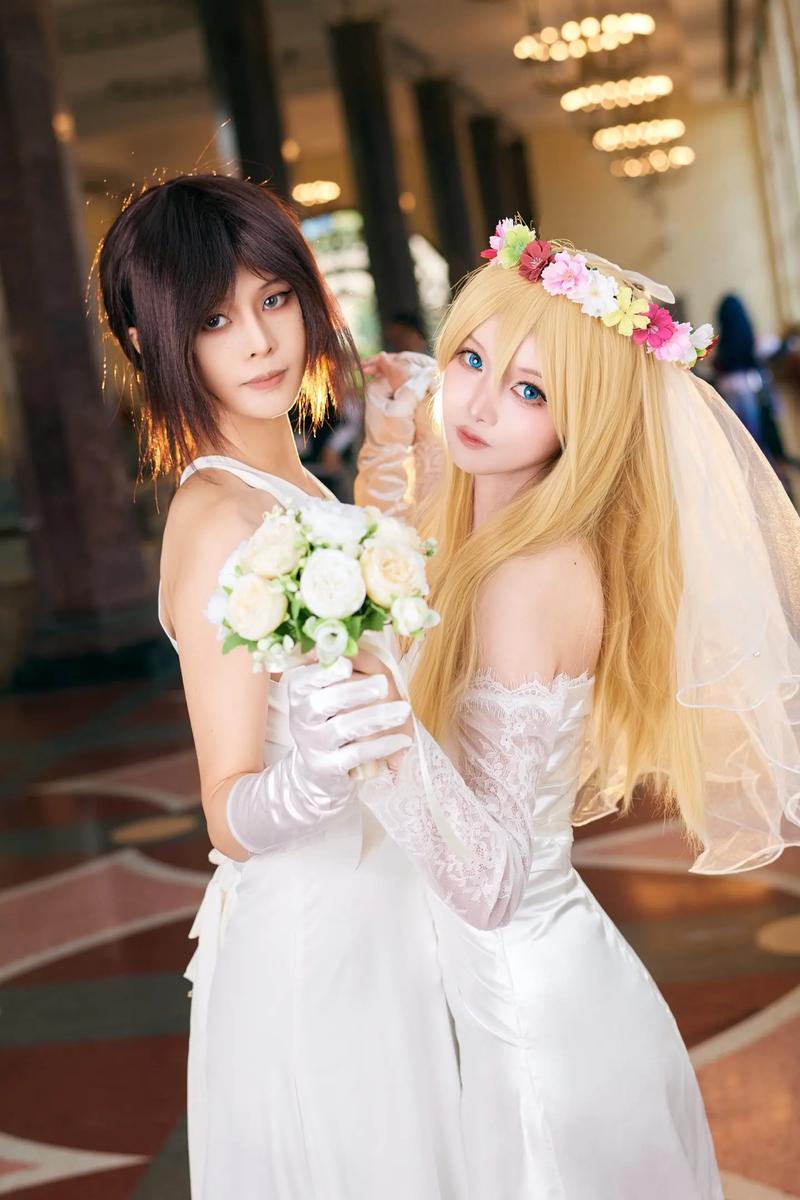 新婚妻子Cosplay日常：最新分享，超甜互动瞬间