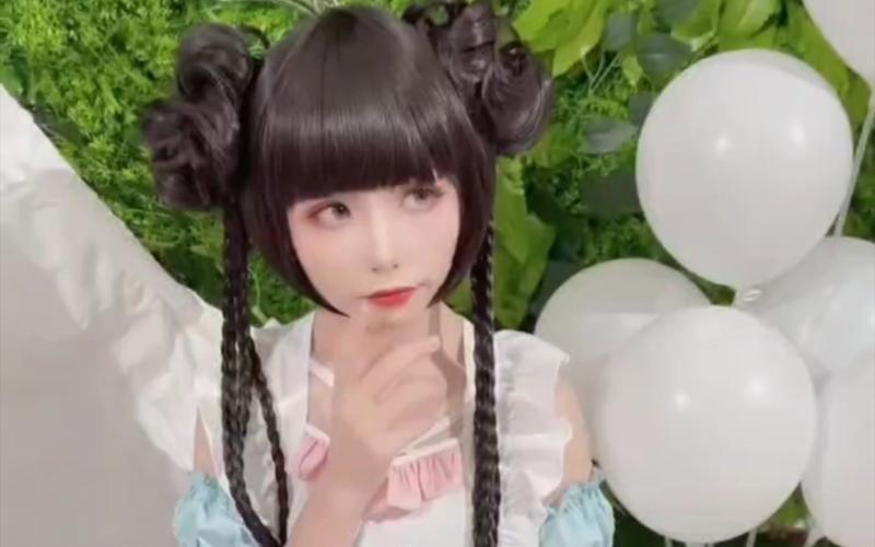 coser花絮游戏介绍：超甜美博主喵小吉的Cosplay幕后花絮