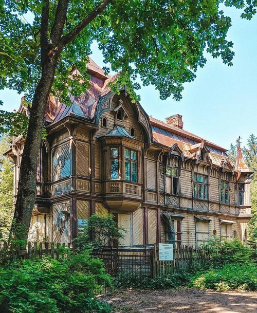 神秘别墅在哪下载？多个版本下载渠道，安全有保障！