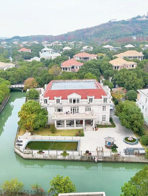 如何找到熟女天堂别墅最新版本？简单步骤轻松搞定！